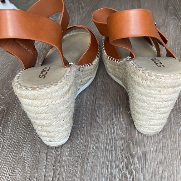 Brown leather wedges - Picture 4 of 4